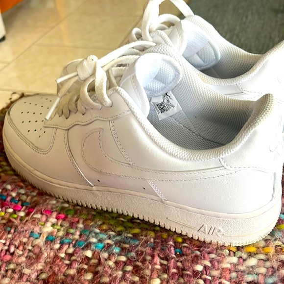 Nike AF1 - Picture 1 of 3